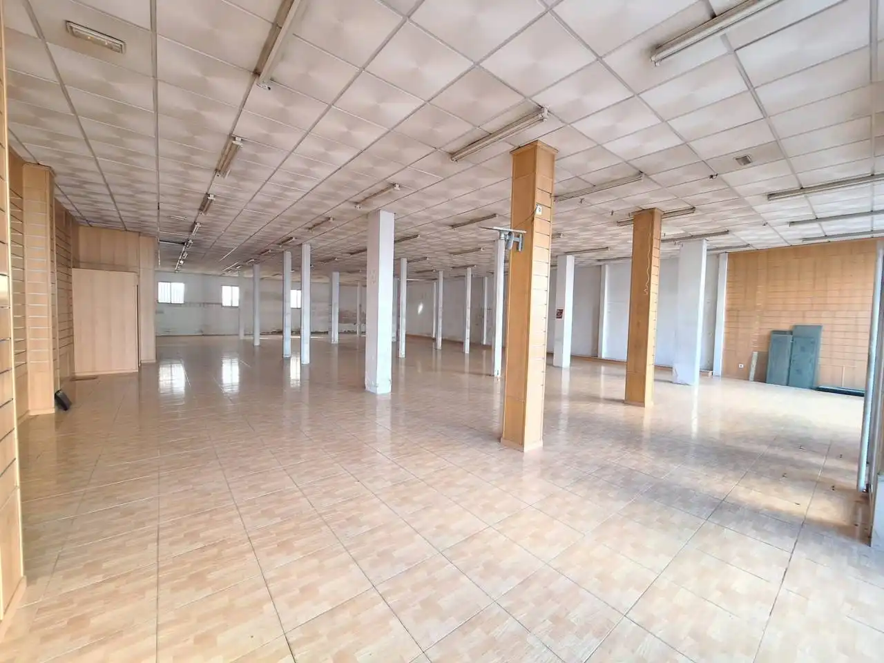 Business premises for sale in Centro, imagen 2