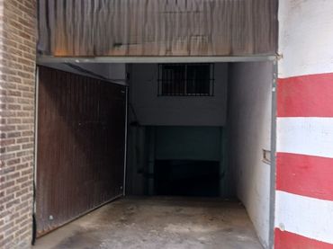 Plaza de garaje individual con ascensor en venta en Carrer Cardenal Cisneros 49
