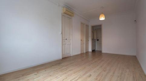 Foto 5 de Piso en venta en Calle Castillejos, Sagrada Família,  Barcelona Capital