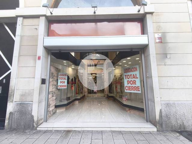 Local comercial en Alquiler en El Mercat