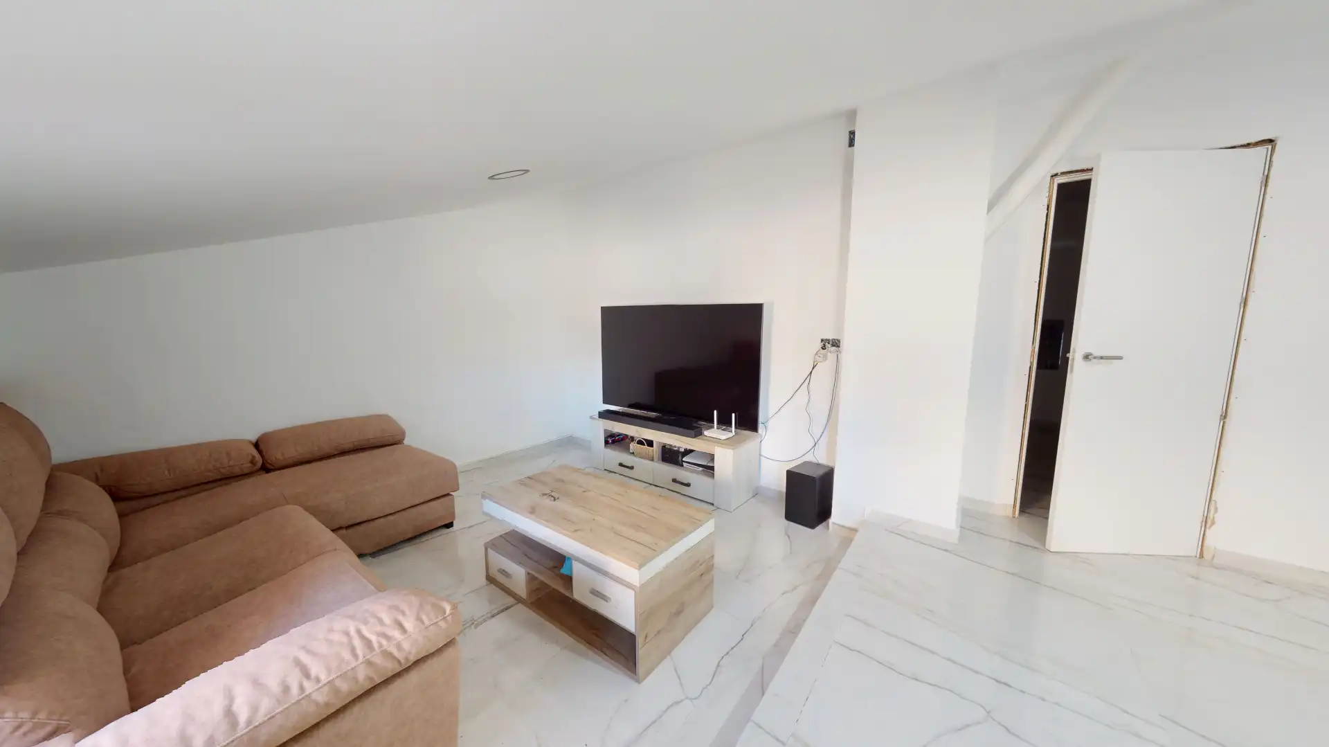 Sala d'estar de Casa adosada en venda en Sax amb Terrassa
