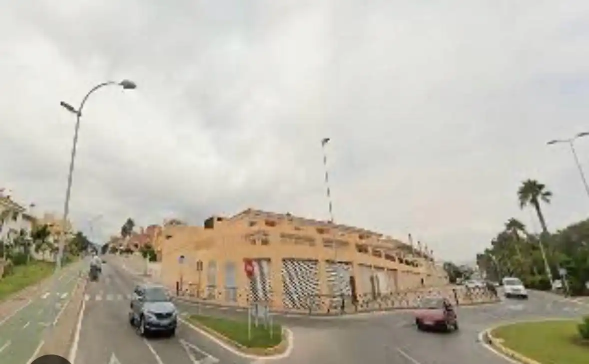 Vista exterior de Garatge de lloguer en San García