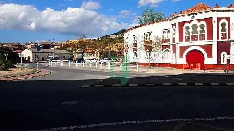 Locale commerciale in vendita a Navarro Villoslada, imagen 7