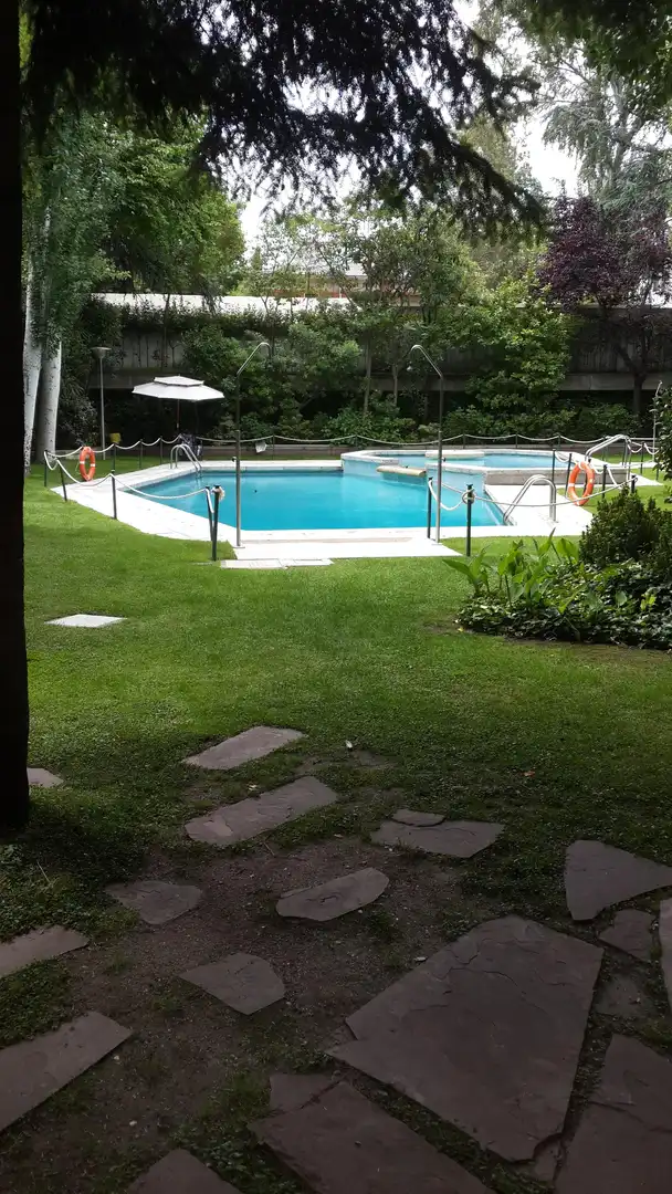 Apartament de lloguer a Calle de Apolonio Morales, Nueva España