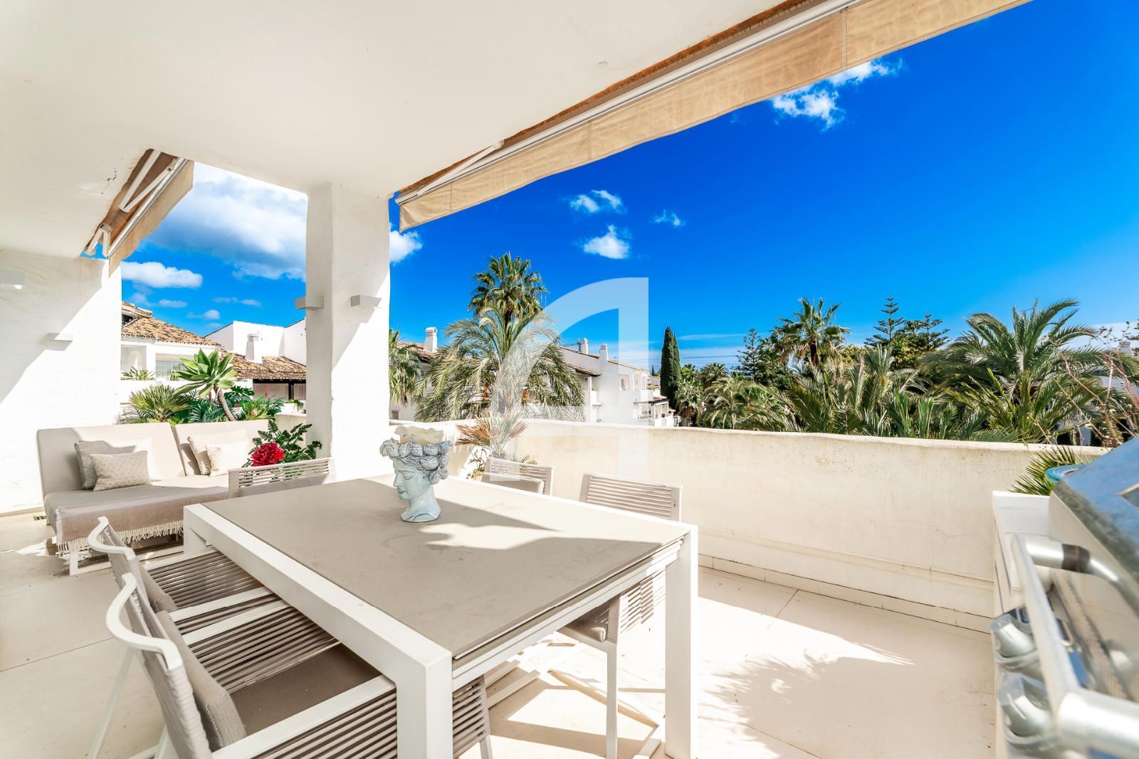 Garden of Flat for sale in Marbella  with Air Conditioner, Heating and Terrace