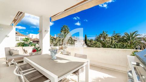 Photo 2 of Flat for sale in Alfonos de Hoenhlohe, Puente Romano, Málaga