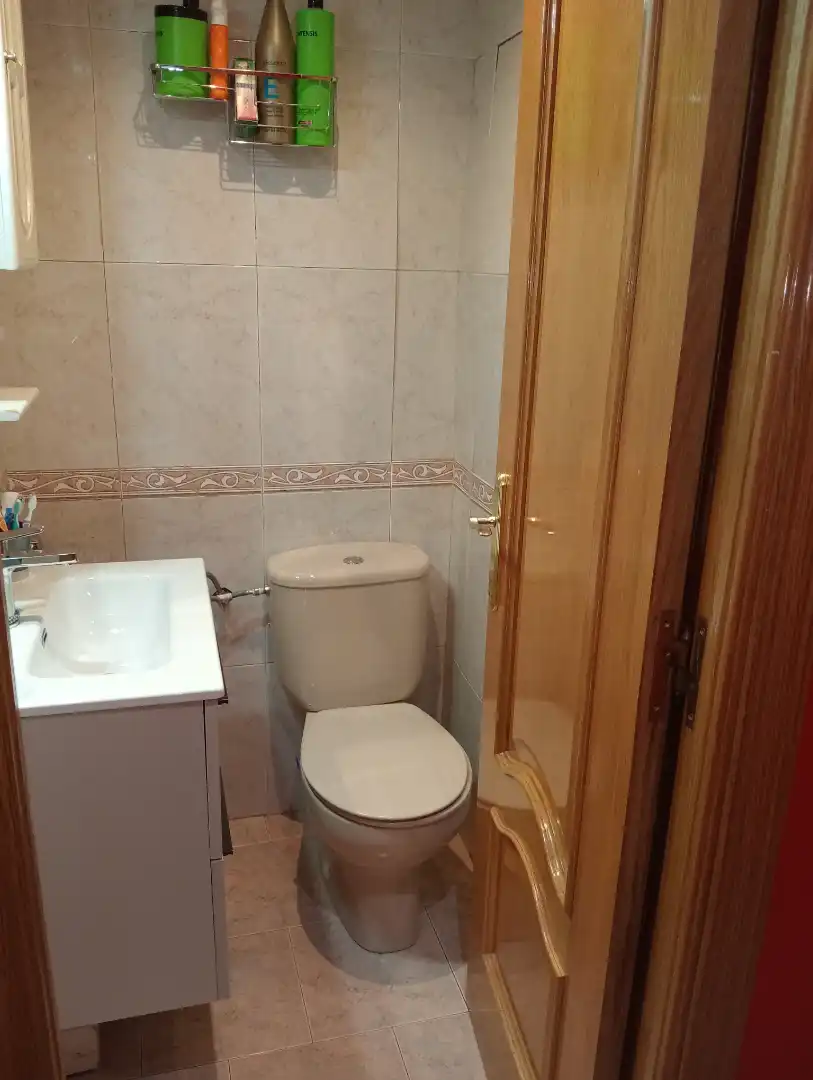 Bathroom of Flat for sale in Alcorcón  with Air Conditioner, Heating and Private garden