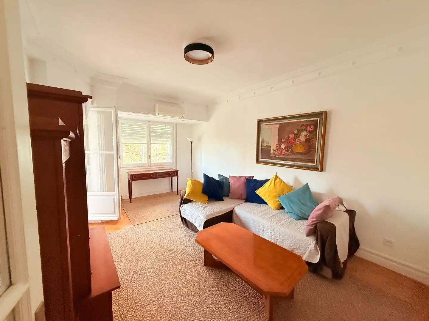 Living room of Flat for sale in  Madrid Capital  with Air Conditioner, Terrace and Balcony