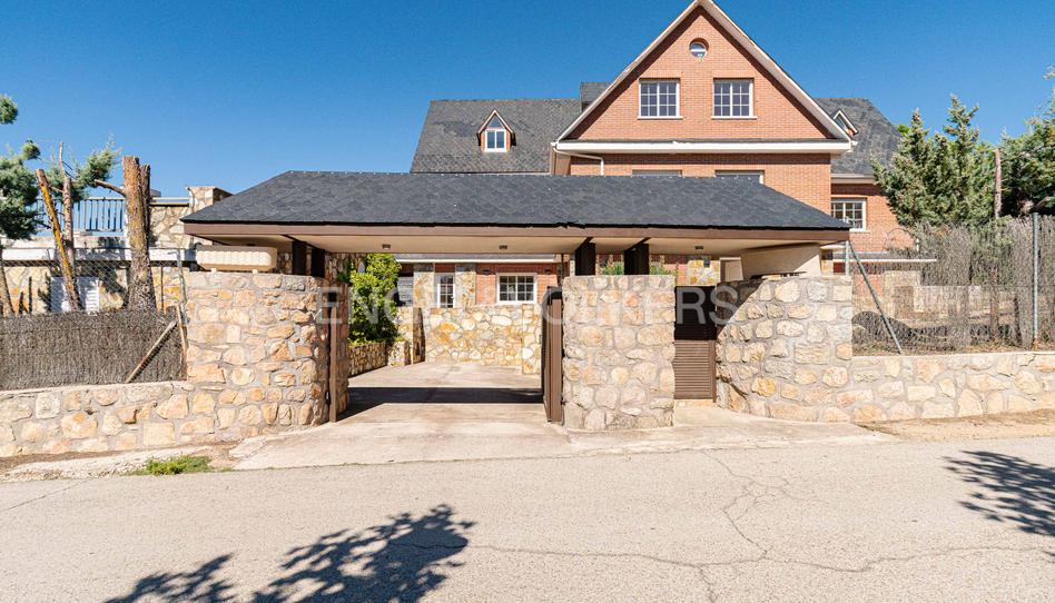 Photo 1 of House or chalet for sale in Calle Castillo de Torrelobatón, Cerro Alarcón, Madrid