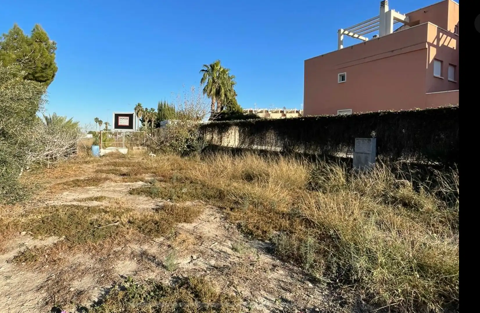 Casa o xalet en venda en Orihuela amb Aire condicionat, Jardí privat i Moblat