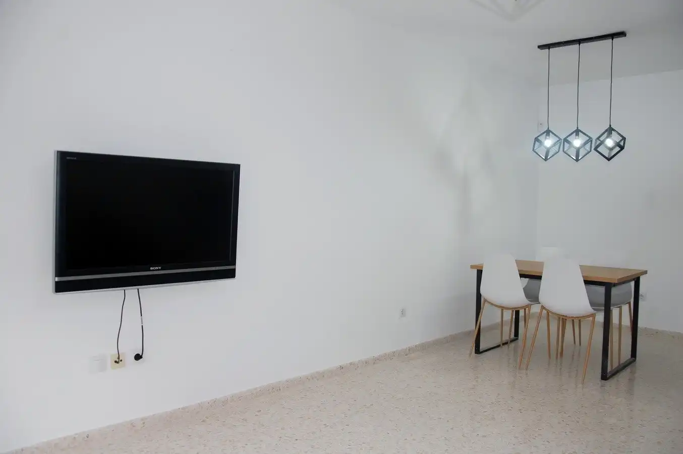 Flat for rent in Calle Matilde Cantós, Parque Nueva Granada