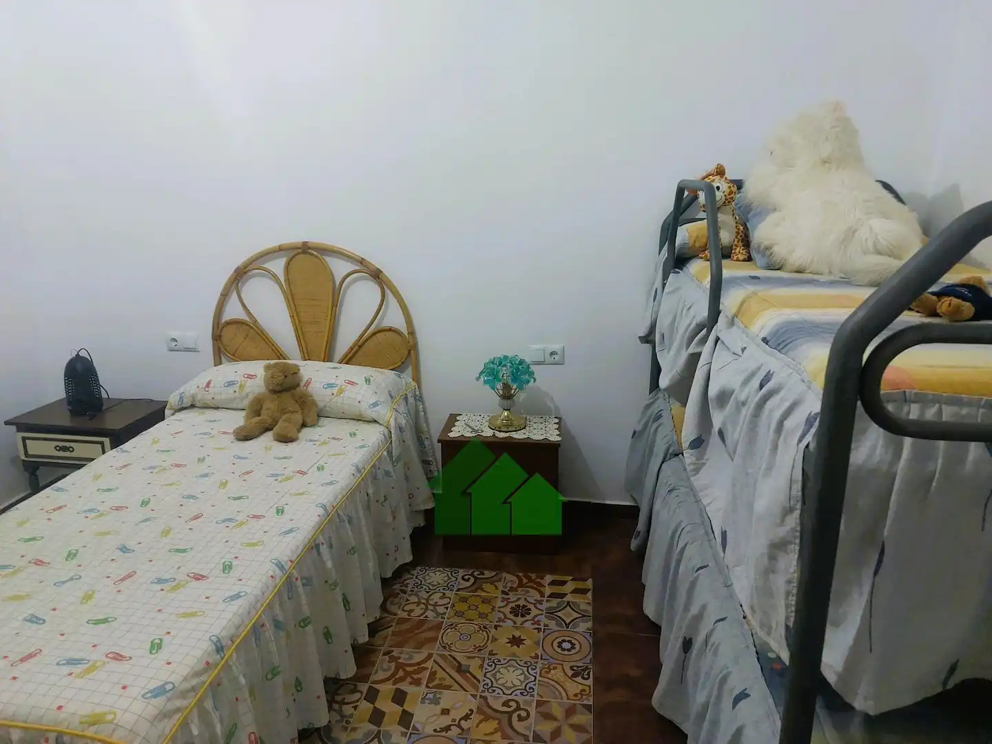 Dormitori de Casa o xalet en venda en Montijo amb Traster, Piscina i TV