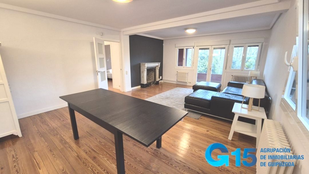 Wohnzimmer von Wohnung miete in Hernani mit Heizung, Privatgarten und Terrasse