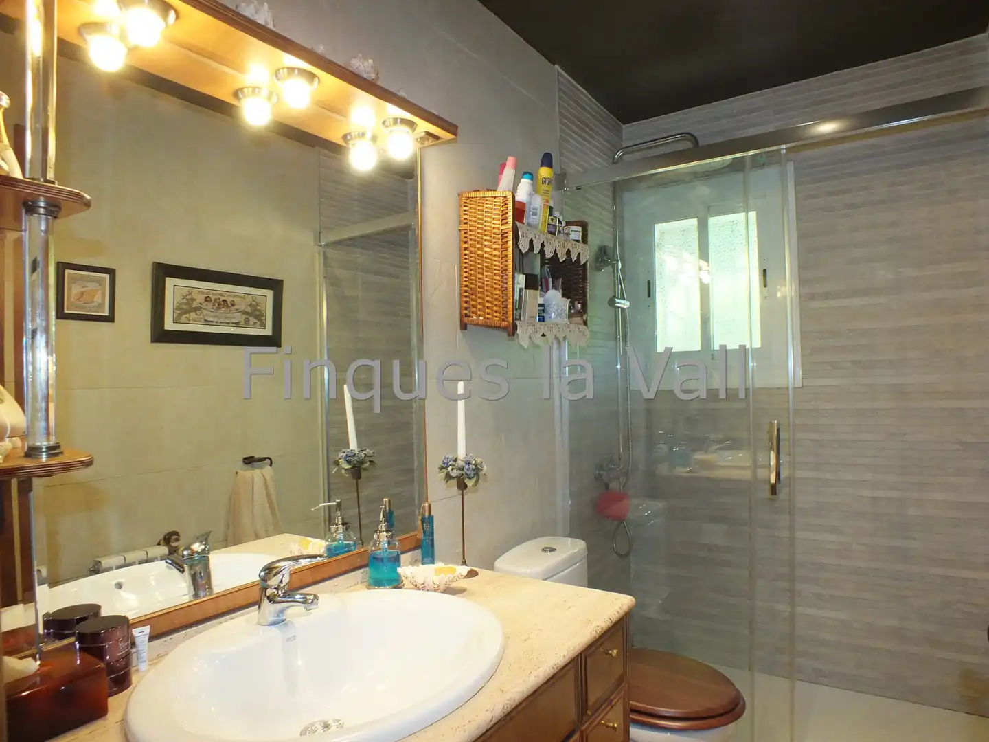 Bathroom of Houses for sale in Argentona  with Heating, Private garden and Oven