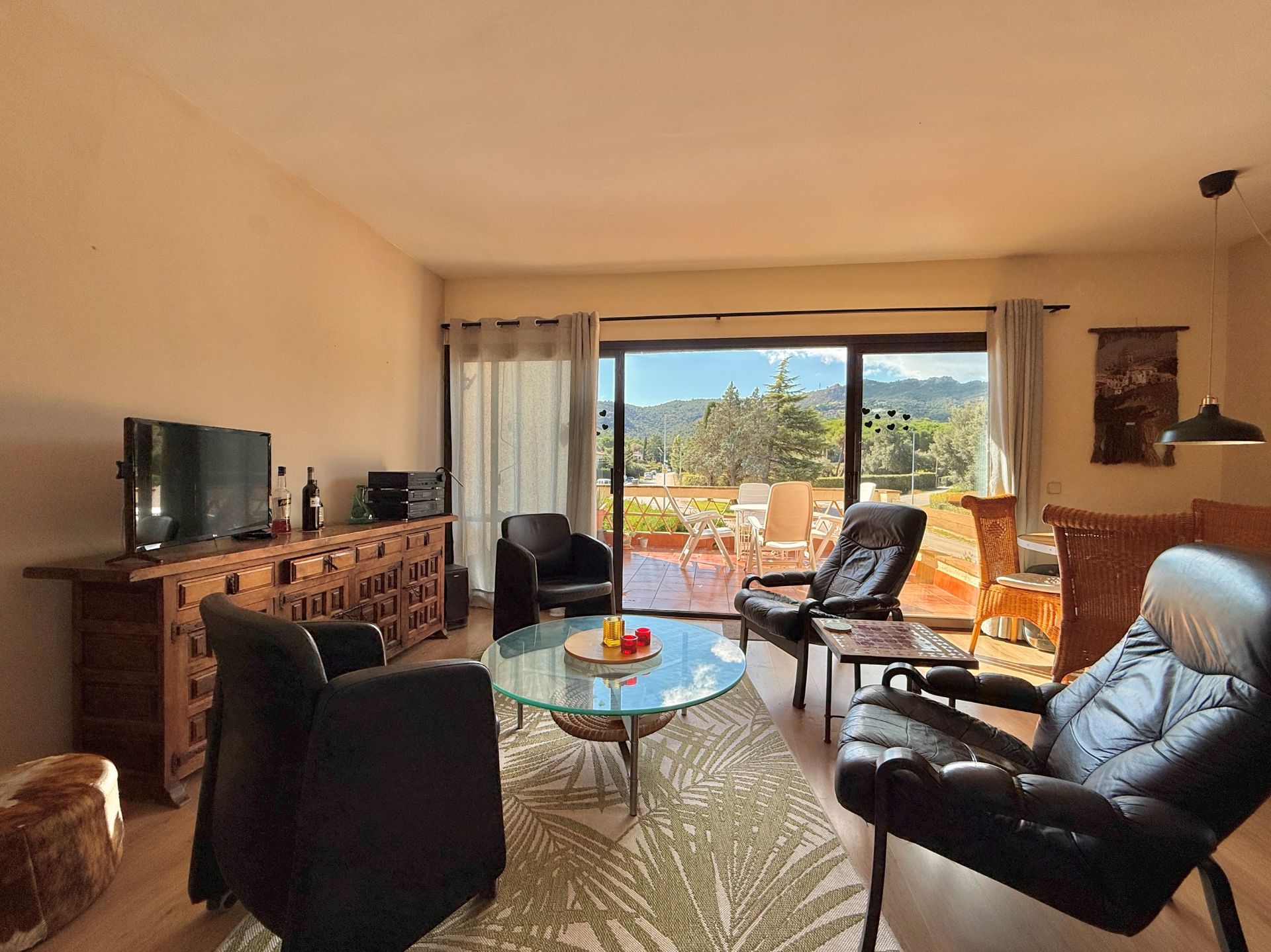 Wohnzimmer von Wohnungen zum verkauf in Santa Cristina d'Aro mit Heizung, Terrasse und Möbliert