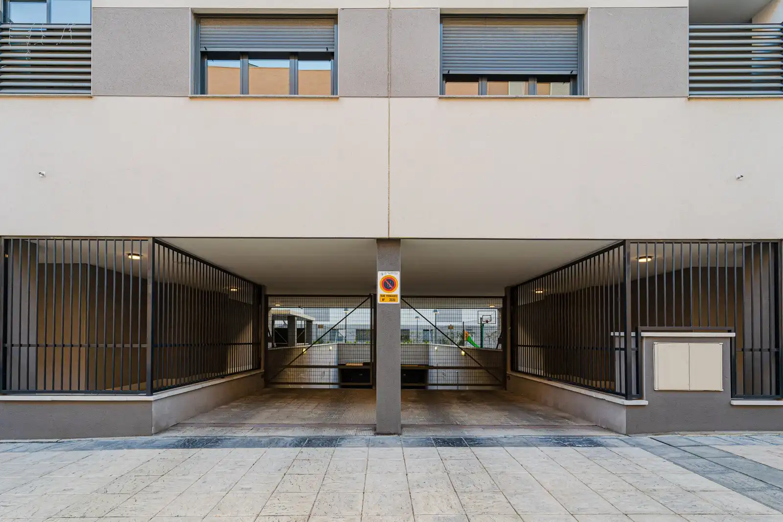 Vista exterior de Piso en venta en Móstoles con Trastero
