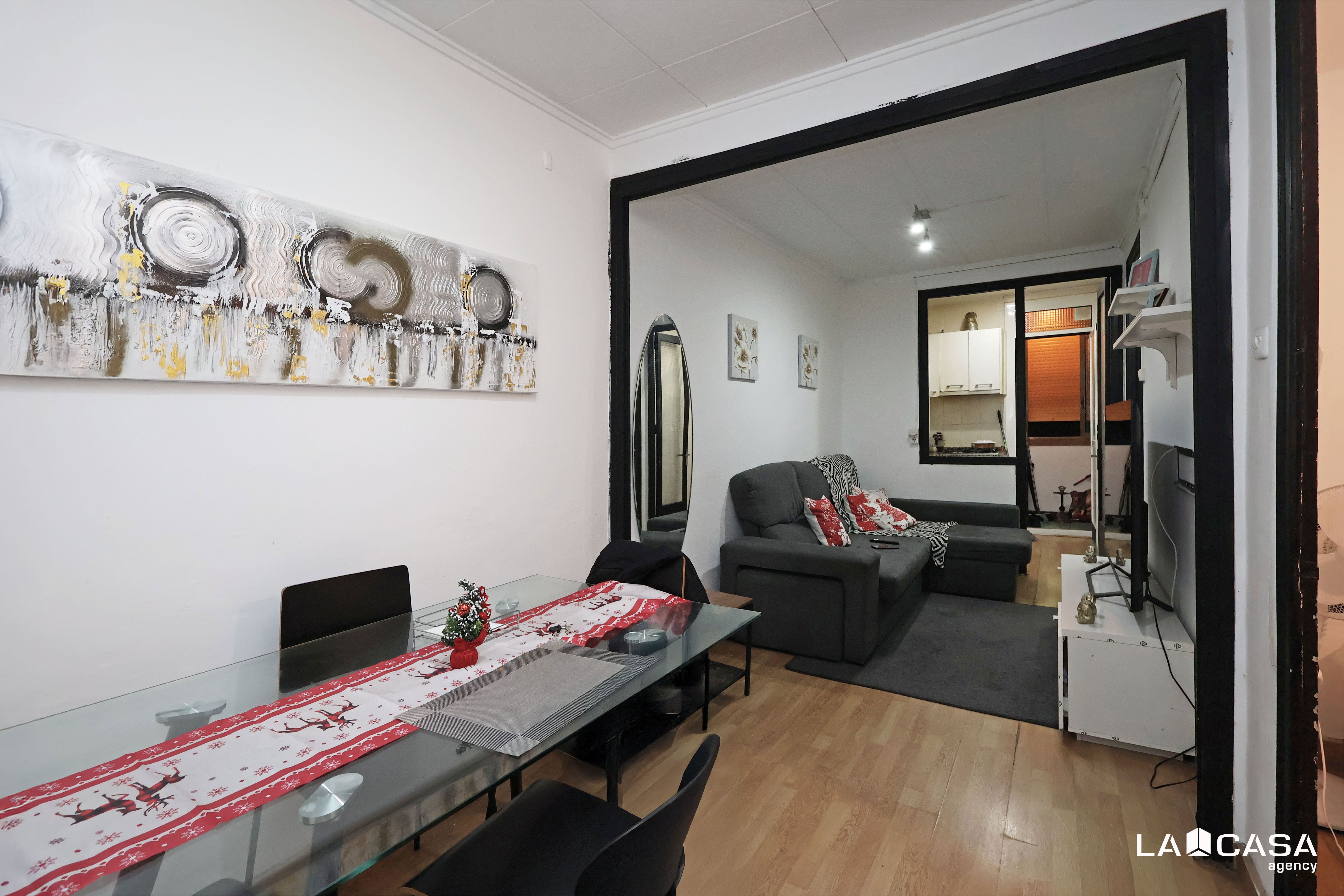 Living room of Flat for sale in L'Hospitalet de Llobregat