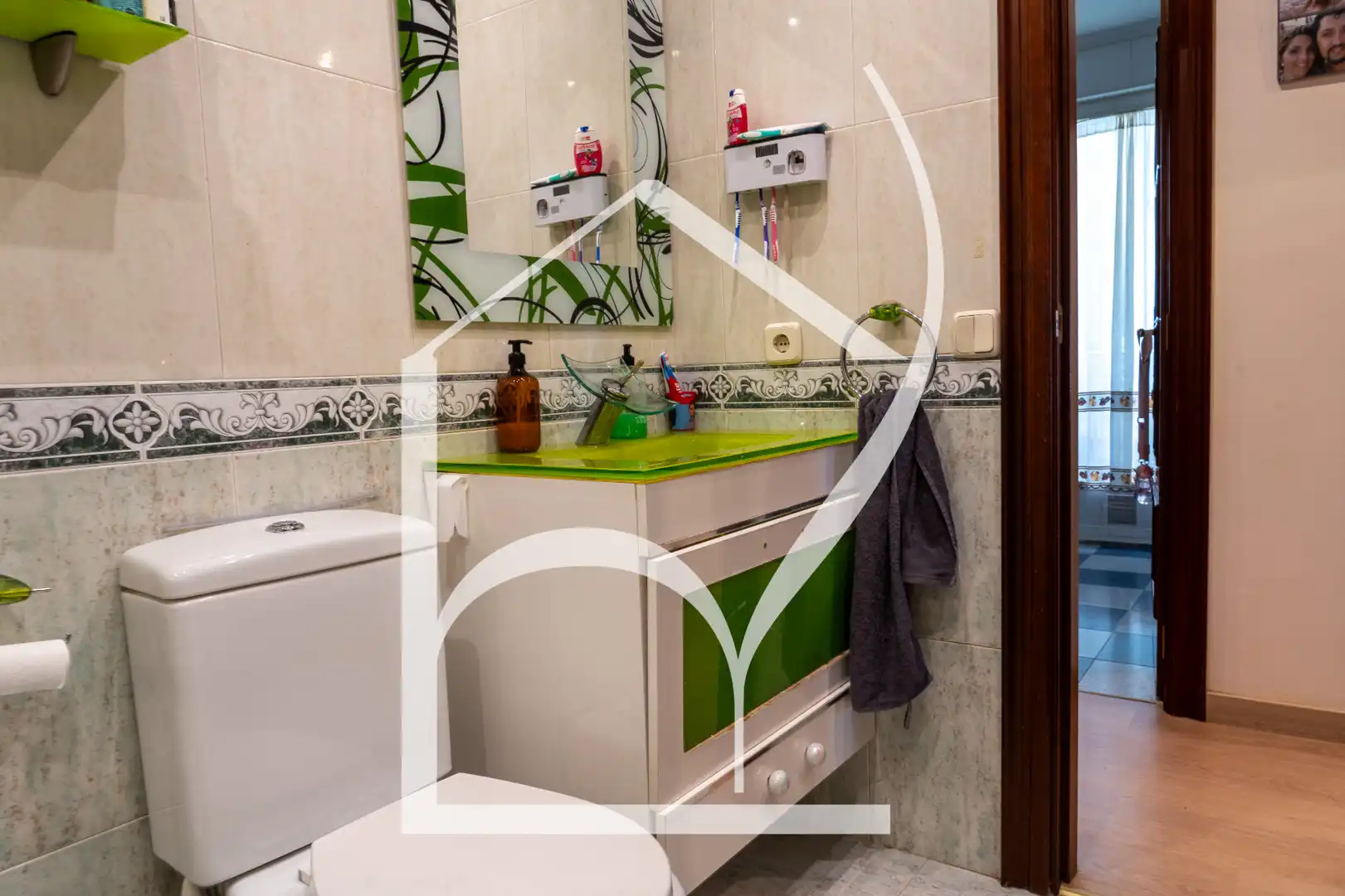 Badezimmer von Wohnung zum Verkauf in Salamanca mit Klimaanlage, Heizung und Möbliert