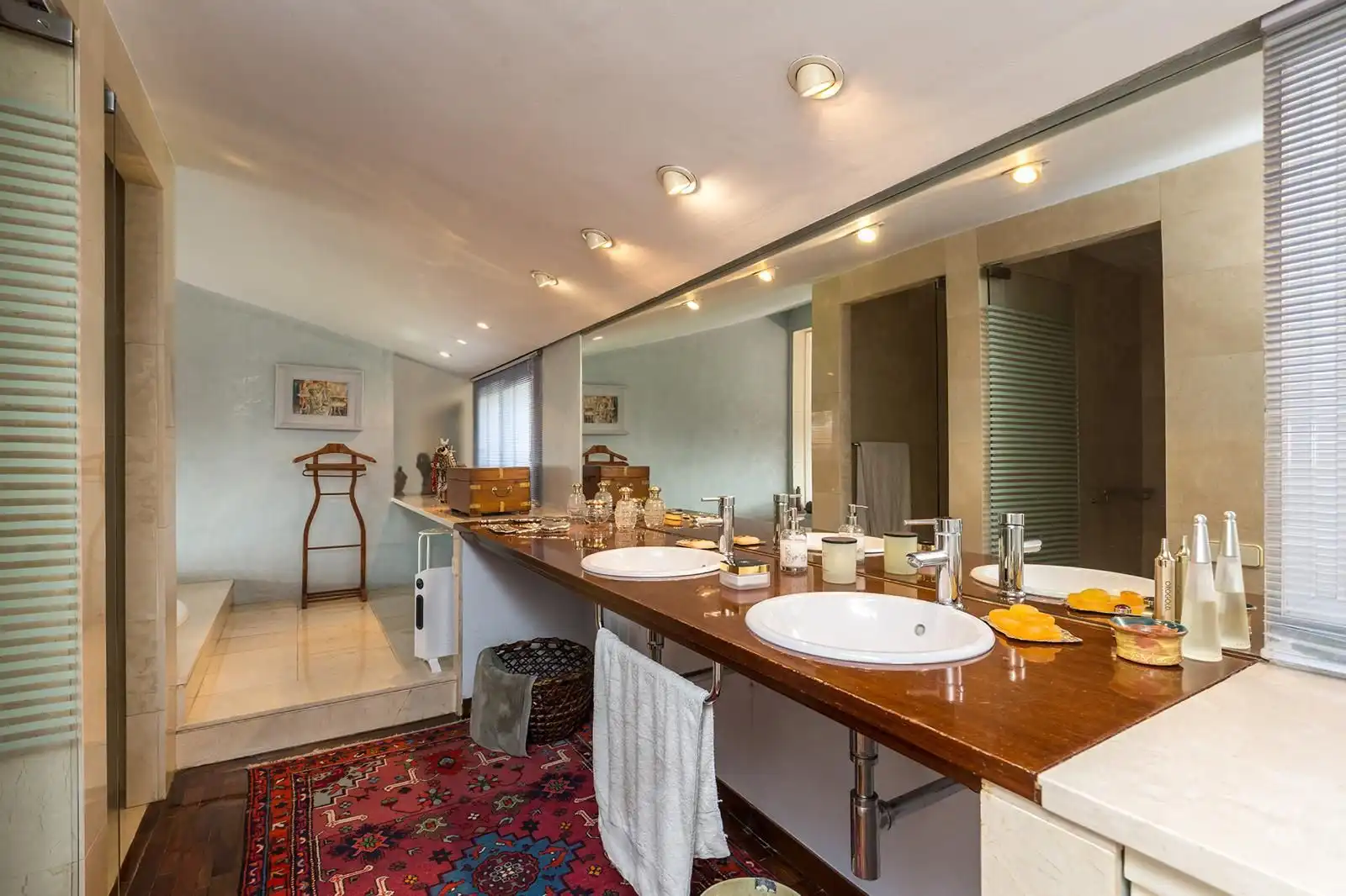 Baño de Casa o chalet de alquiler en Sant Just Desvern con Aire acondicionado, Calefacción y Jardín privado