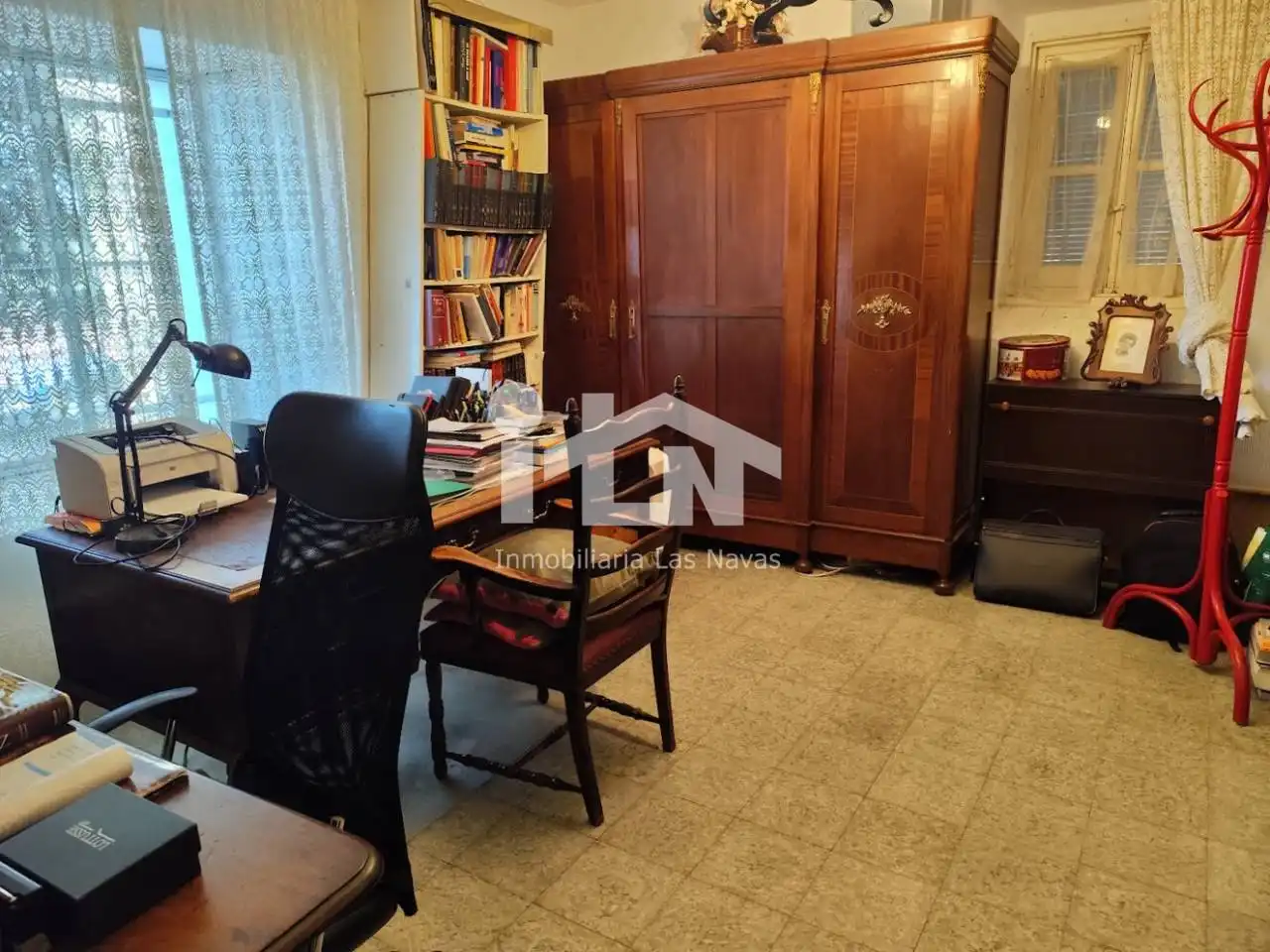 Sala de estar de Piso en venta en Las Navas del Marqués  con Calefacción, Terraza y Trastero