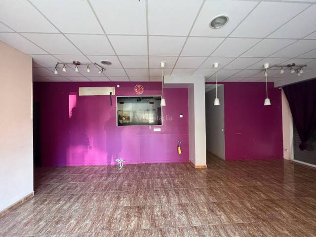 Local comercial en Alquiler en Sant Llorenç d'Hortons