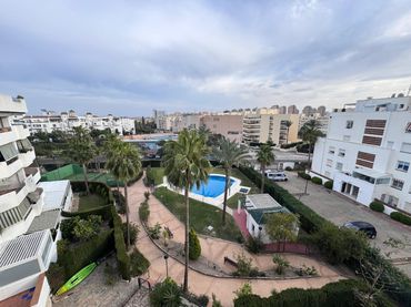 Apartament amb piscina en venda a Playamar - Benyamina