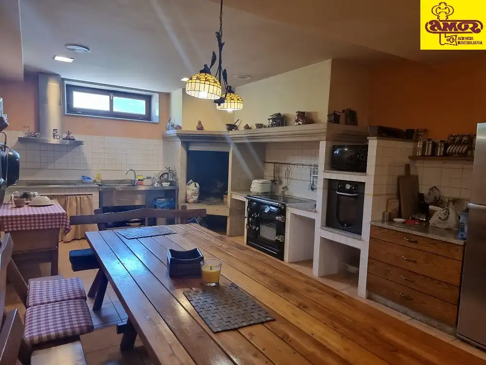 Cuina de Casa o xalet en venda en Valdoviño amb Jardí privat i Terrassa