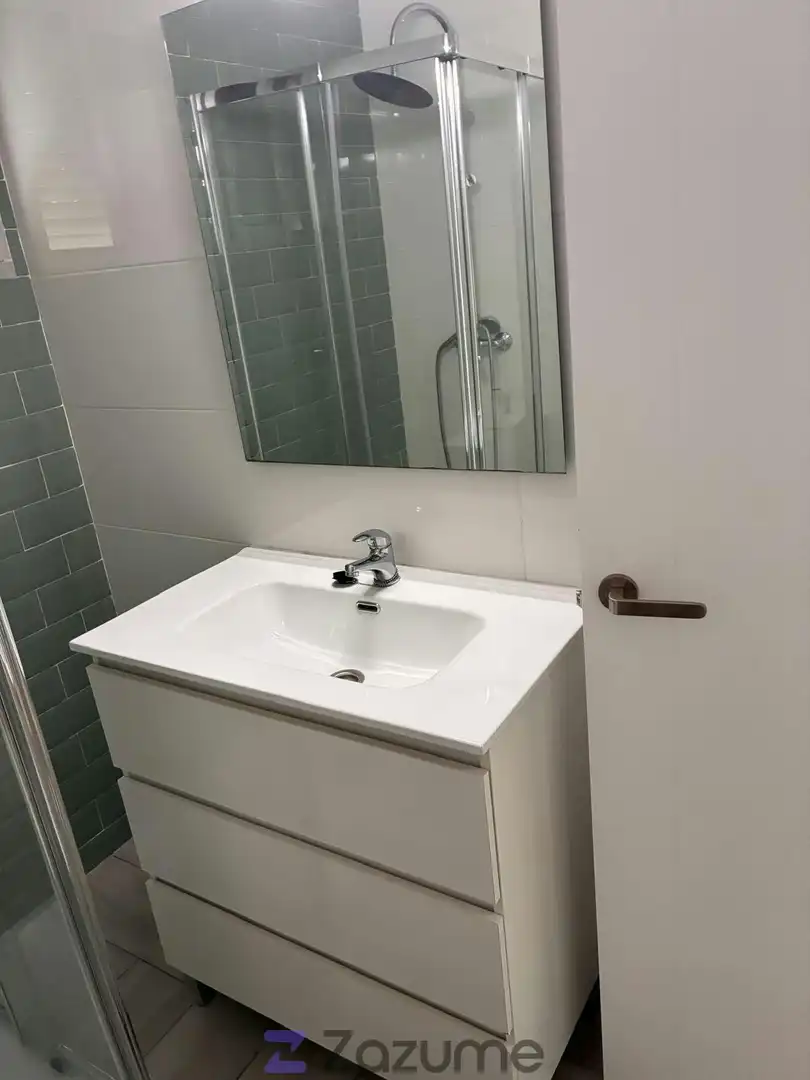 Bathroom of Flat for rent in El Puerto de Santa María  with Air Conditioner, Heating and Oven