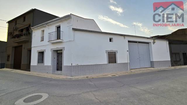 Casa-chalet en Venta en Miajadas