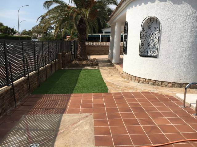 Casa-chalet en Alquiler en Passeig Maritim en Passeig Marítim