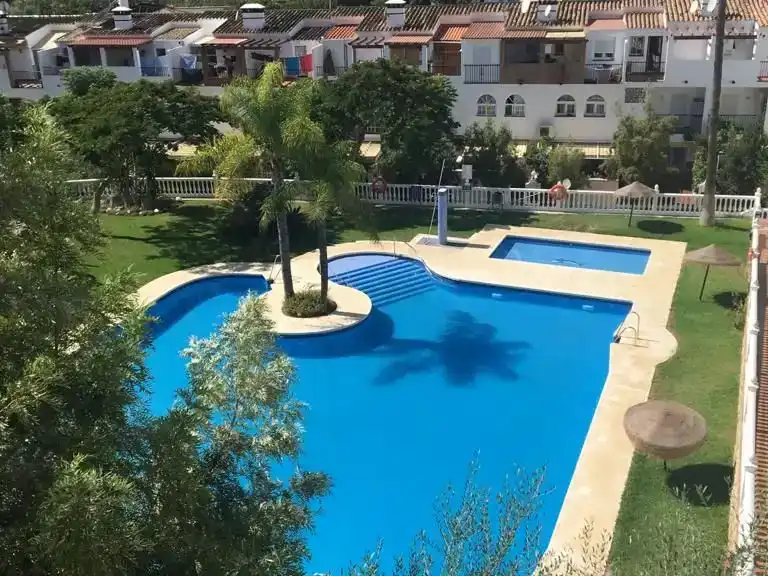 Piscina de Àtic de lloguer en Mijas amb Aire condicionat, Piscina i Balcó