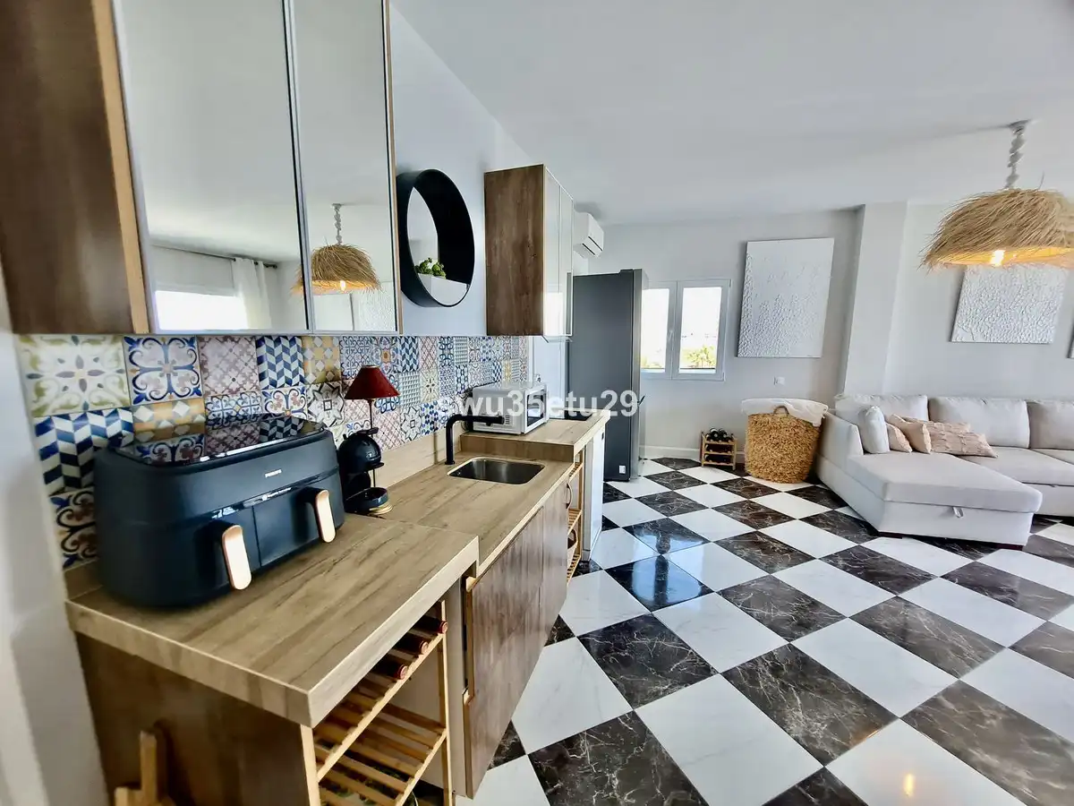 Apartament amb piscina en venda a Calahonda, imagen 13