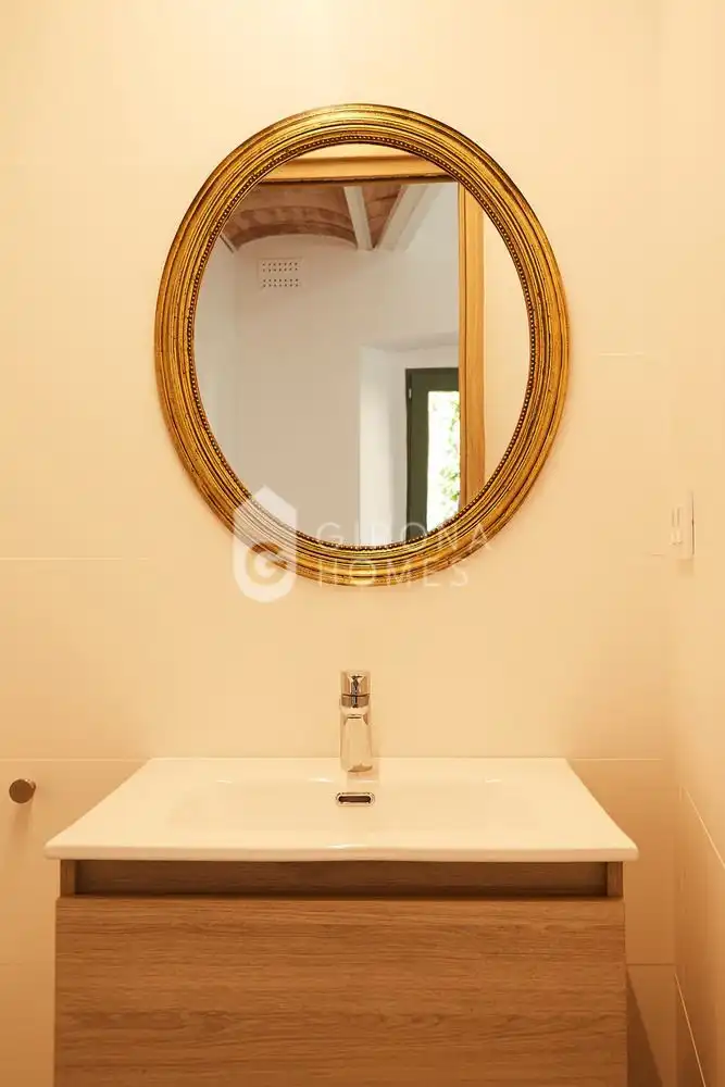 Bathroom of Houses for rent in Girona  with Air Conditioner, Heating and Private garden