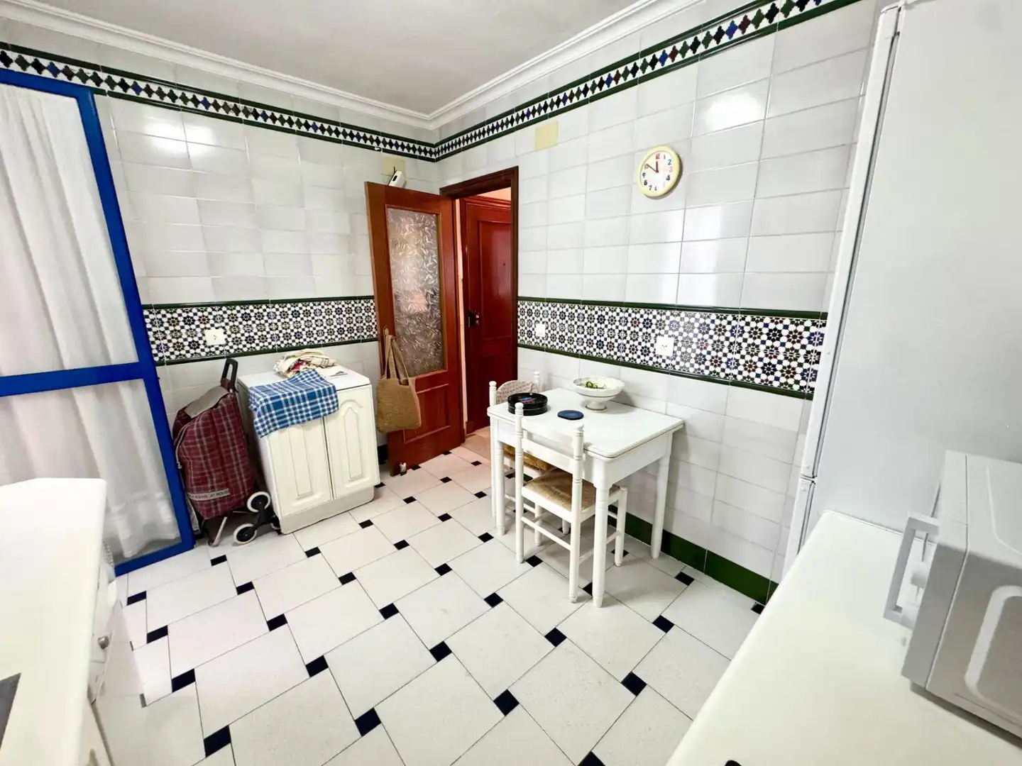 Kitchen of Flat for sale in Punta Umbría  with Terrace, Furnished and Balcony