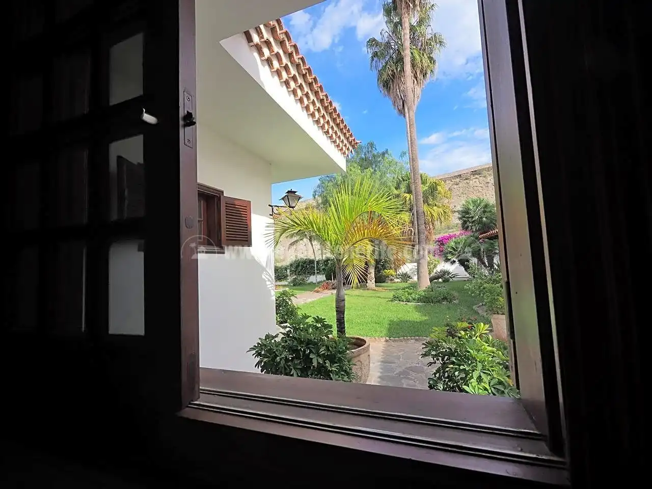 Vista exterior de Casa o xalet en venda en Icod de los Vinos amb Parquet, Terrassa i Traster