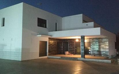 Exterior view of House or chalet for sale in Vegas del Genil  with Air Conditioner, Terrace and Swimming Pool