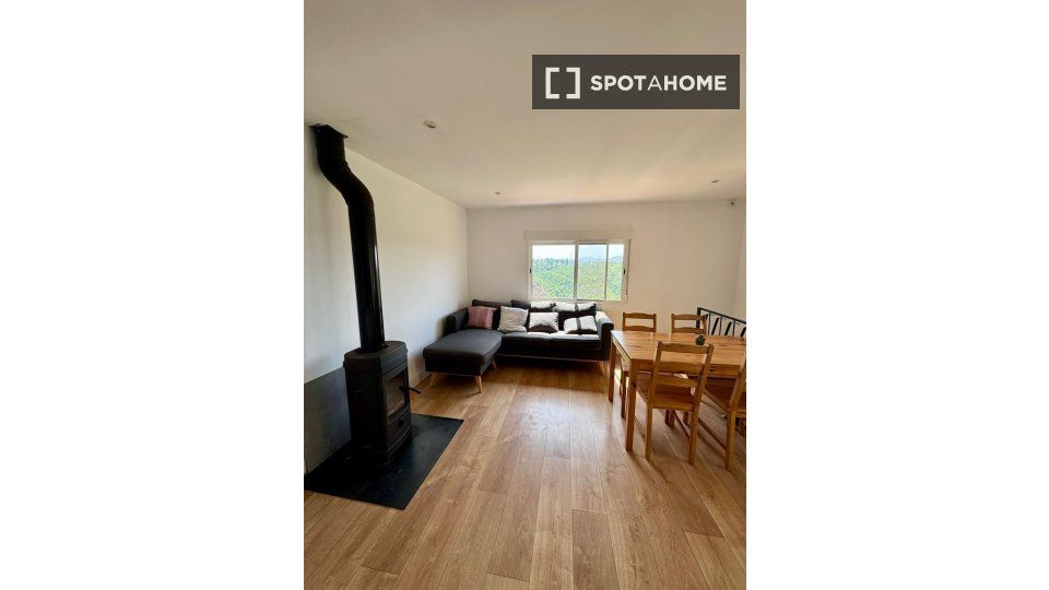 Exterior view of Flat to rent in Castellbisbal  with Air Conditioner, Heating and Furnished