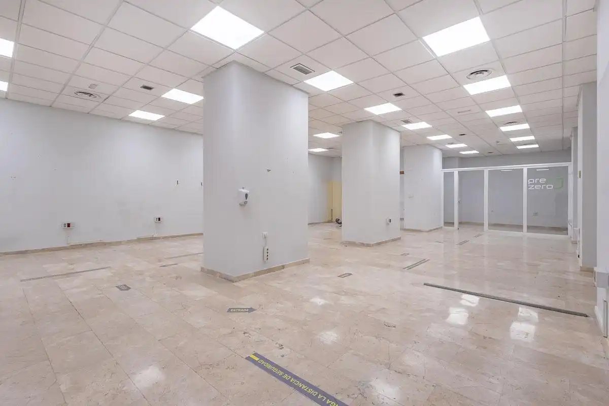 Local comercial de lloguer a Centro, imagen 6