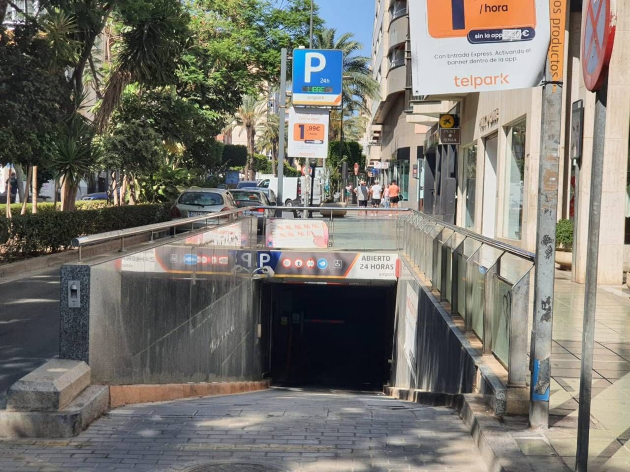 Exterior view of Garage for sale in El Ejido  with Alarm