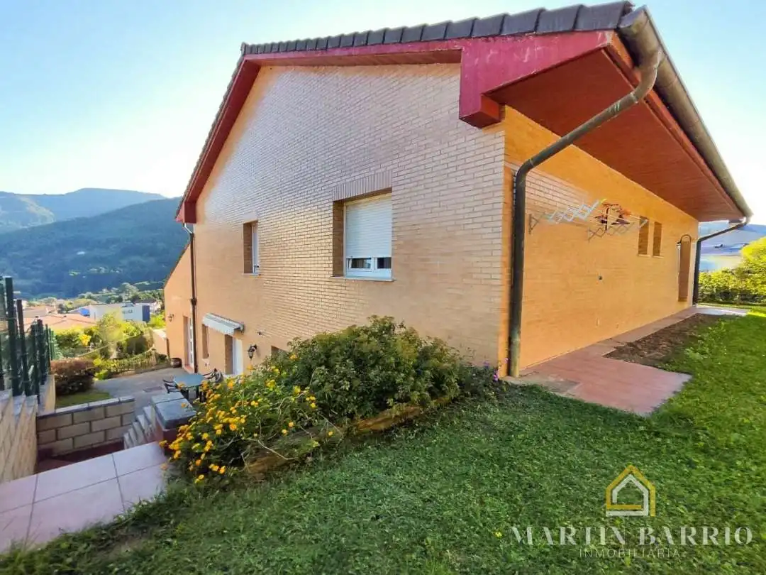 Jardín de Casa o chalet en venta en Muskiz con Calefacción, Jardín privado y Terraza
