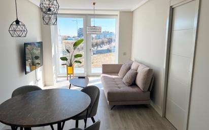 Living room of Apartment to rent in  Madrid Capital  with Air Conditioner, Heating and Storage room