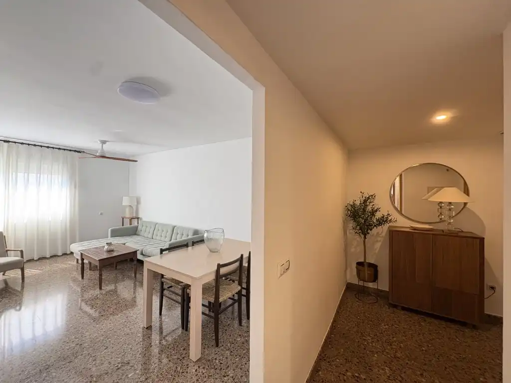 Flat with lift for sale in Canals, imagen 3