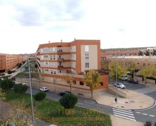 Exterior view of Flat to rent in Salamanca Capital  with Heating, Terrace and Furnished