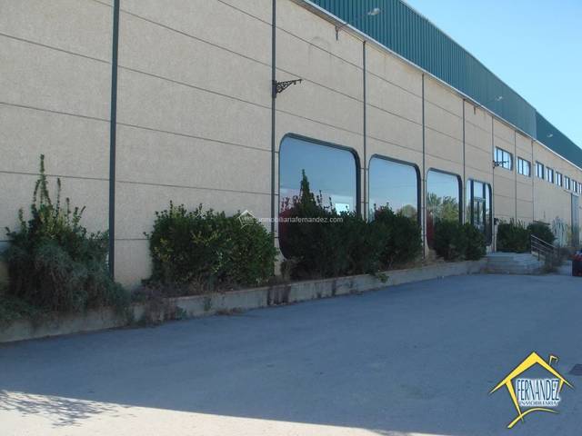 Nave industrial en Venta en Casar de Cáceres