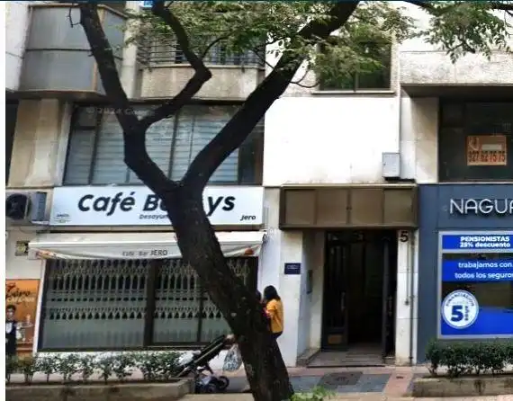 Pis en venda a Avenida ALEMANIA 5