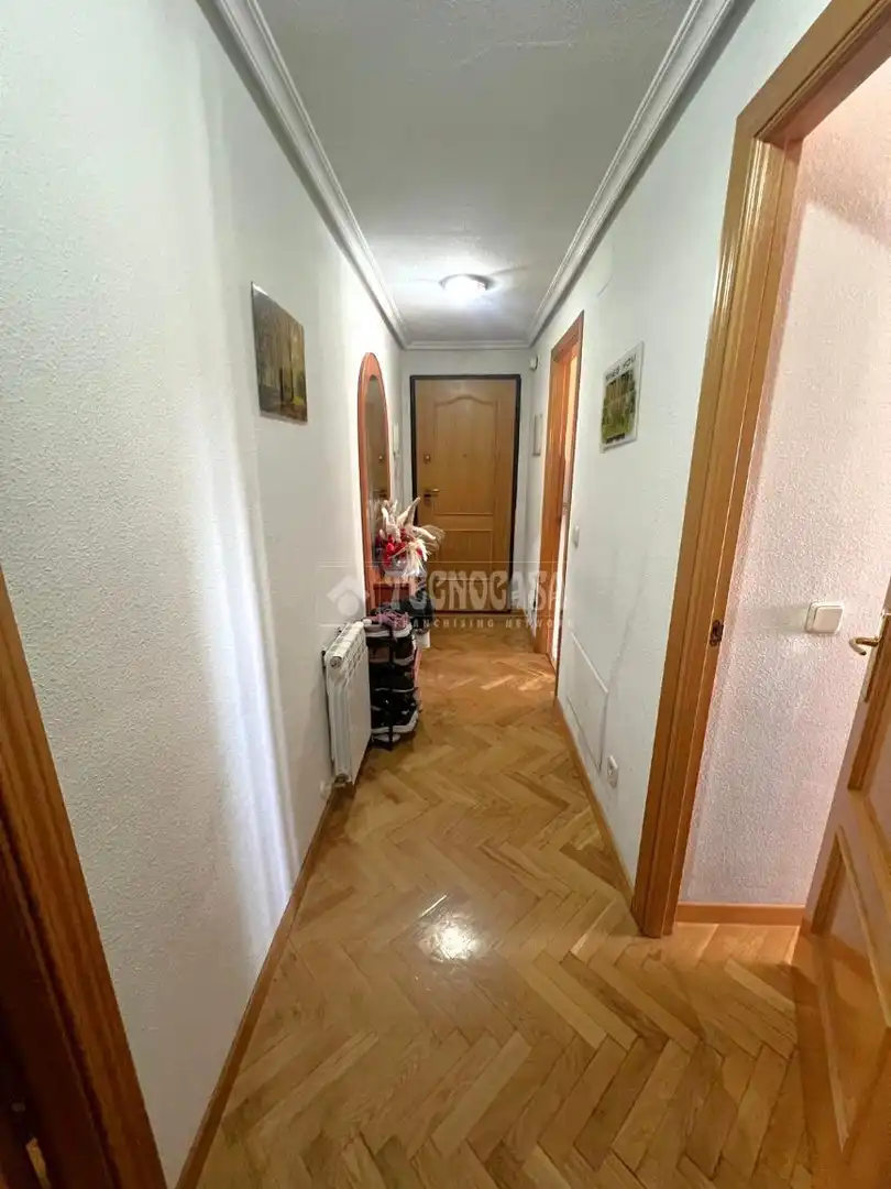 Piso en venta en Parla con Calefacción, Parquet y Trastero