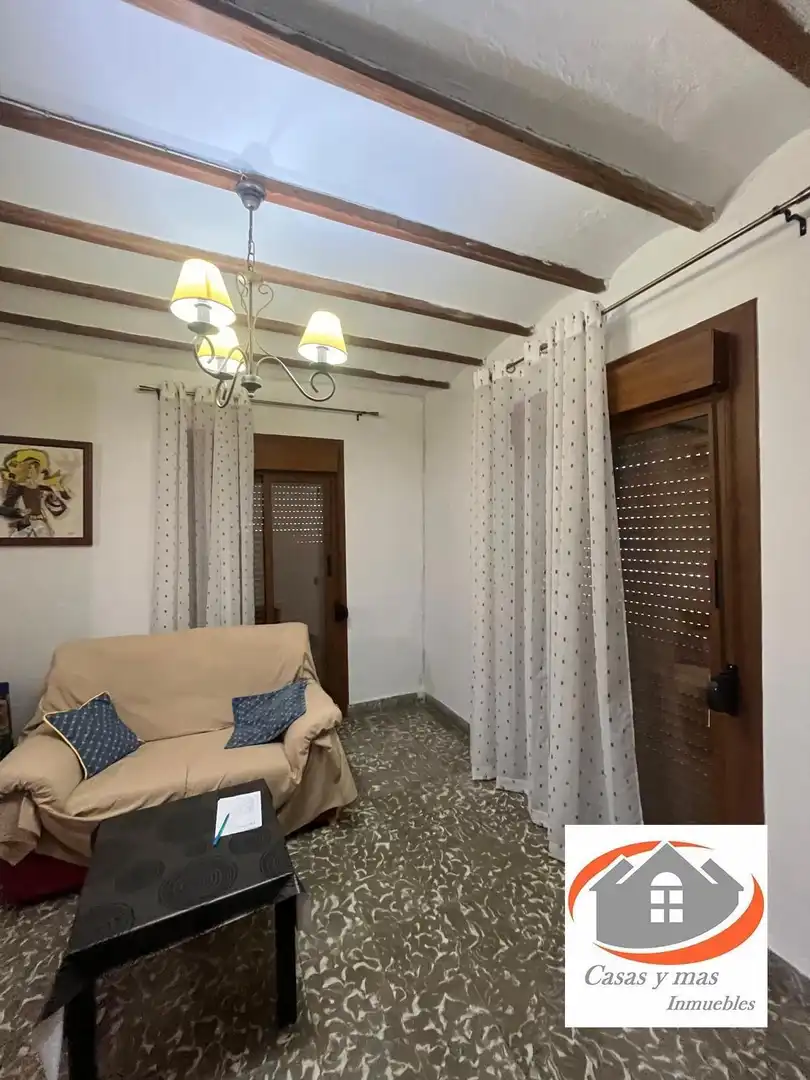 Houses for sale in Eslida