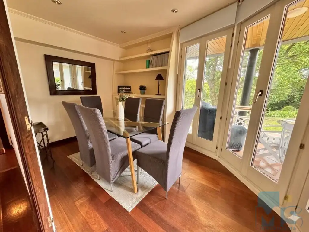 Comedor de Casa o chalet en venta en Hondarribia con Jardín privado, Piscina y Amueblado