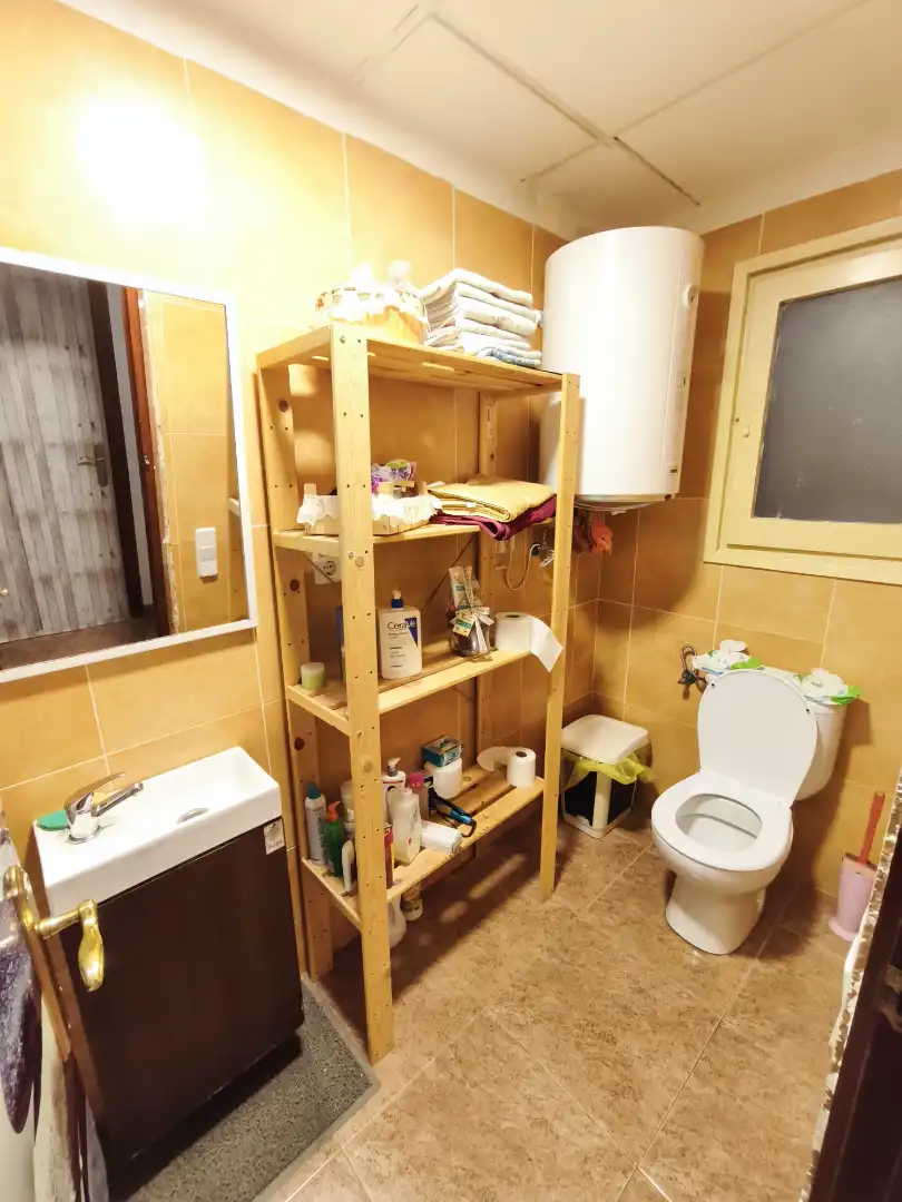 Baño de Piso en venta en Salou con Aire acondicionado, Terraza y Amueblado
