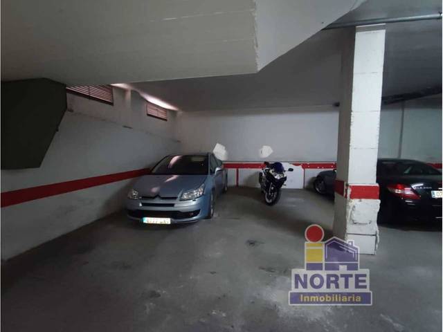 Garaje en Venta en Eixample